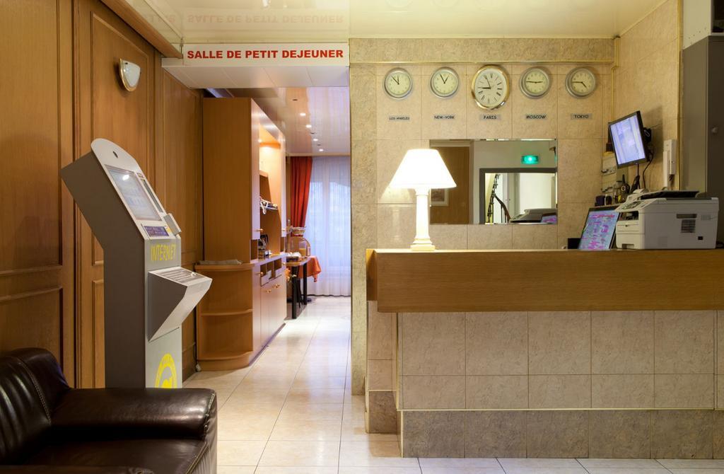 Cosmotel Hotel Paris
