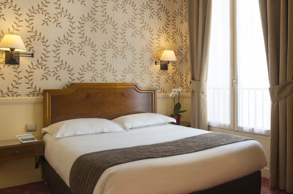 Hotel Du Theatre By Patrick Hayat Paris