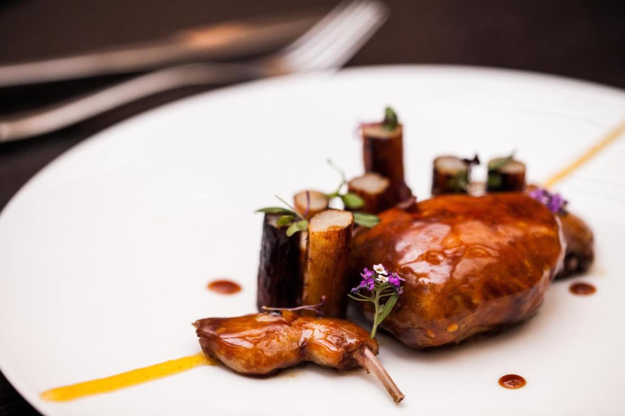 Hotel Vernet Champs Elysees 5*