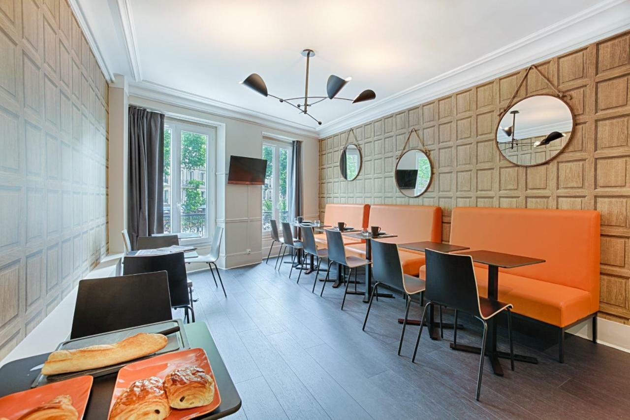 Avama Prony Hotel