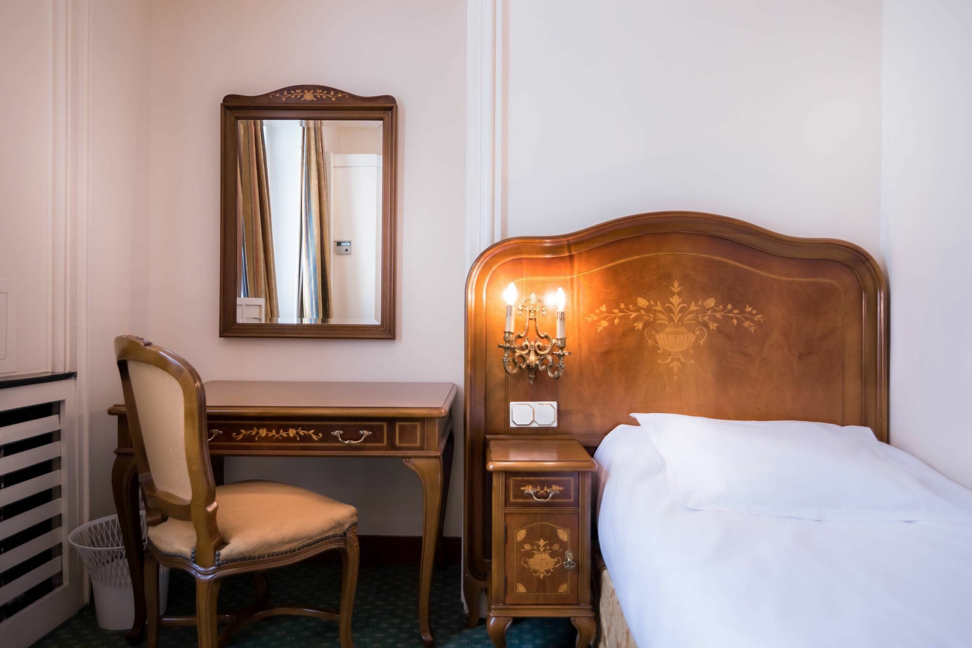 Hotel Chouchou Paris