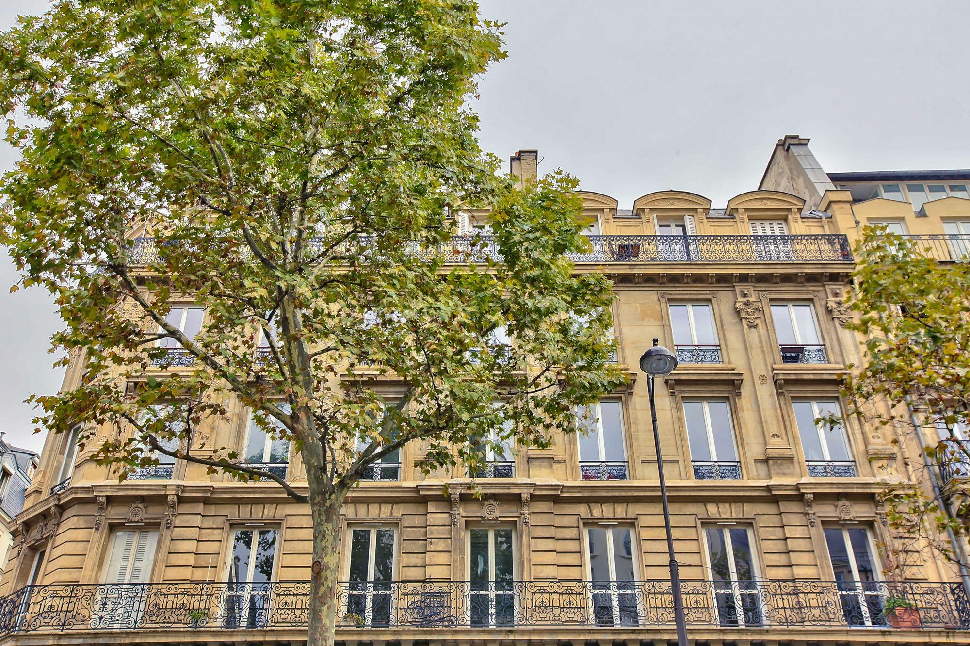 57 - Luxury Parisian Sebastopol 1 Apartment Paris