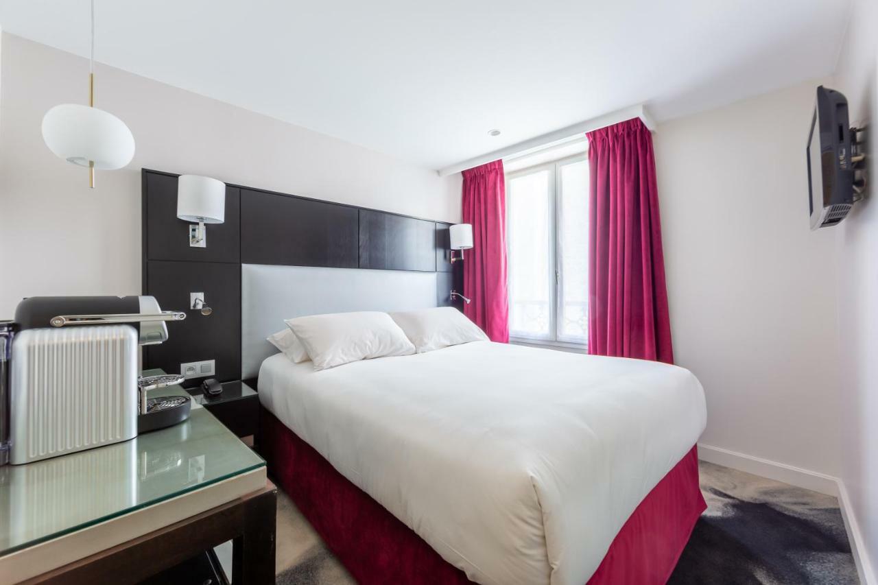 Logis 15 Montparnasse Hotel