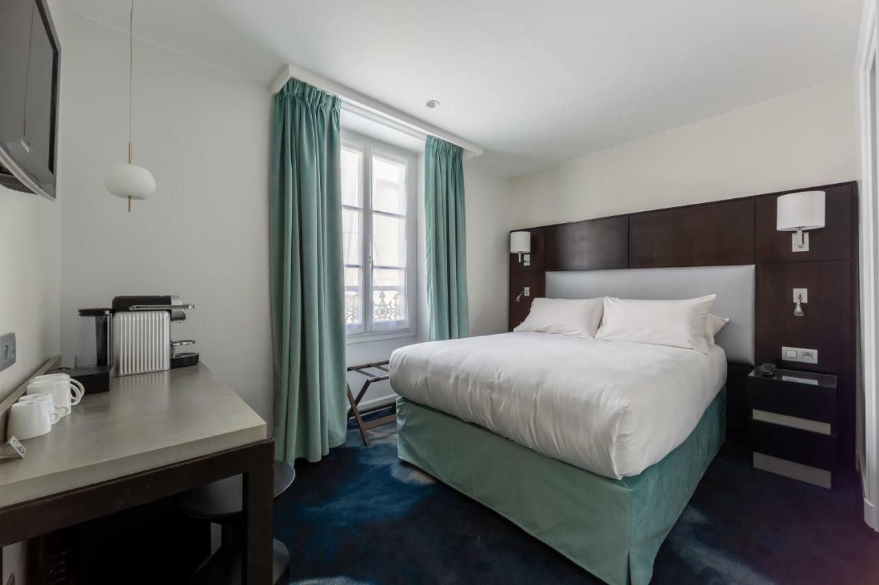 Logis 15 Montparnasse Hotel