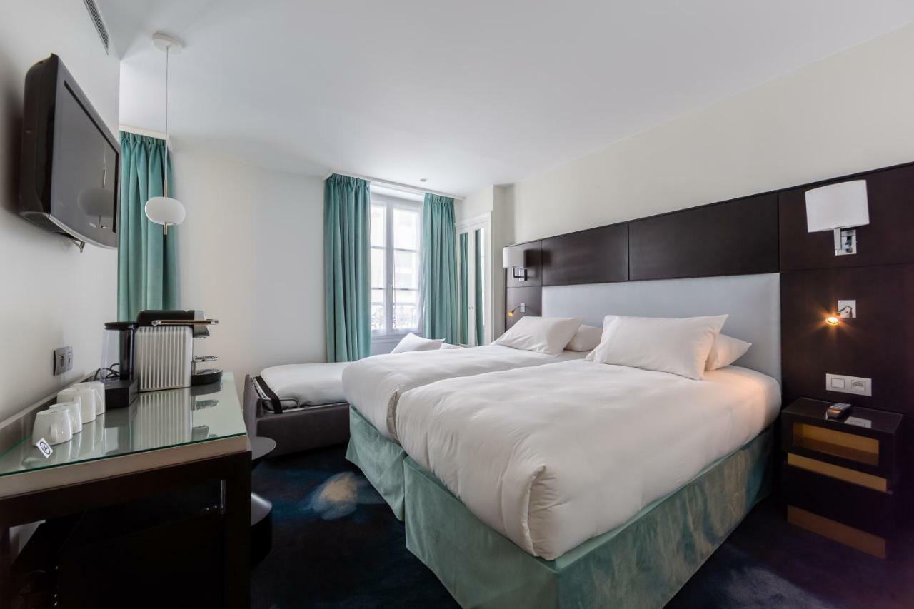 Logis 15 Montparnasse Hotel