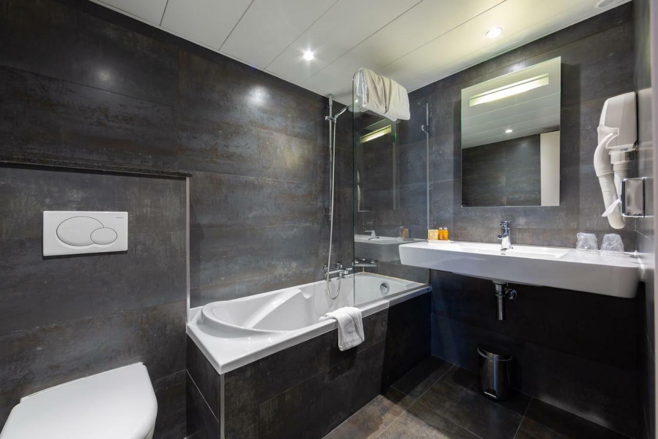 Logis 15 Montparnasse 4*