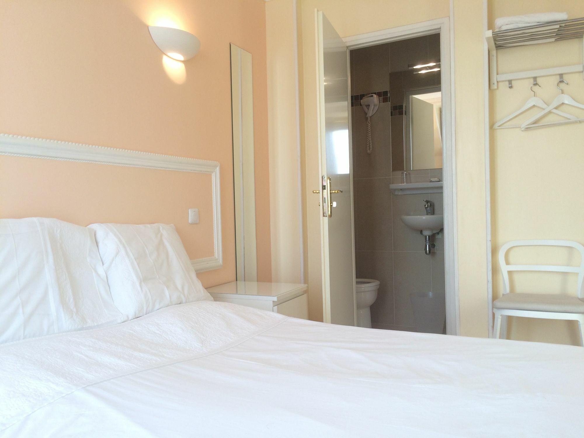 Hotel Andre Gill