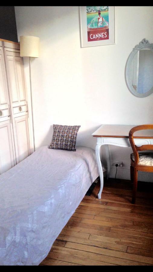 Appartement Typiquement Parisien Paris