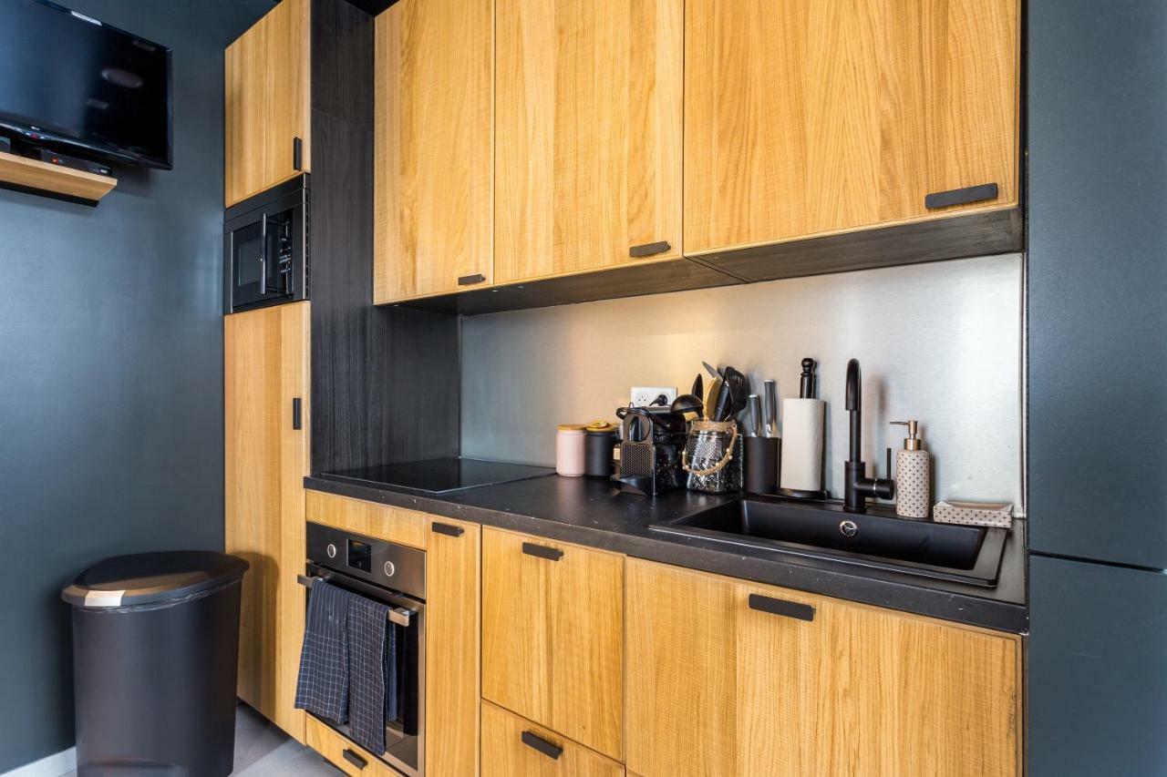 Cmg Voltaire// Pere Lachaise Apartment Paris