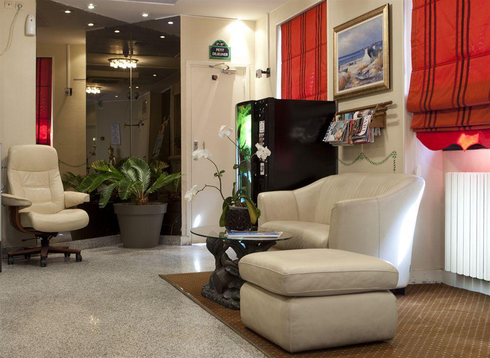 Hotel Prince Monceau 2*