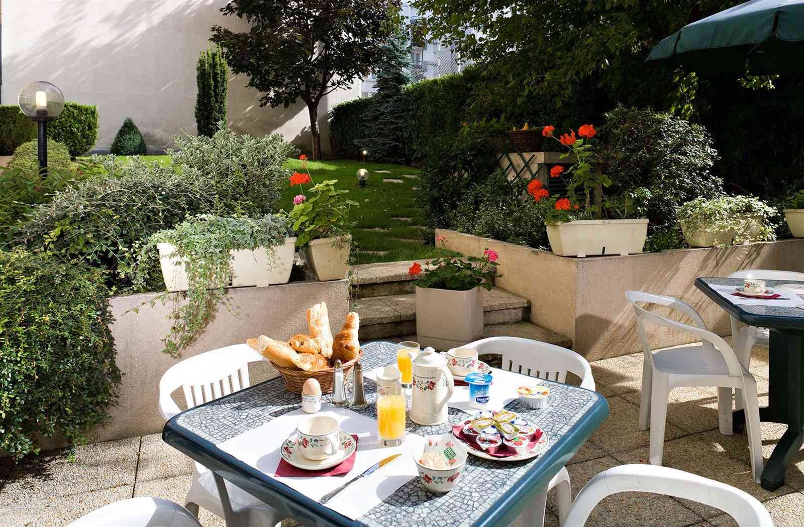 Hotel Tribe Batignolles