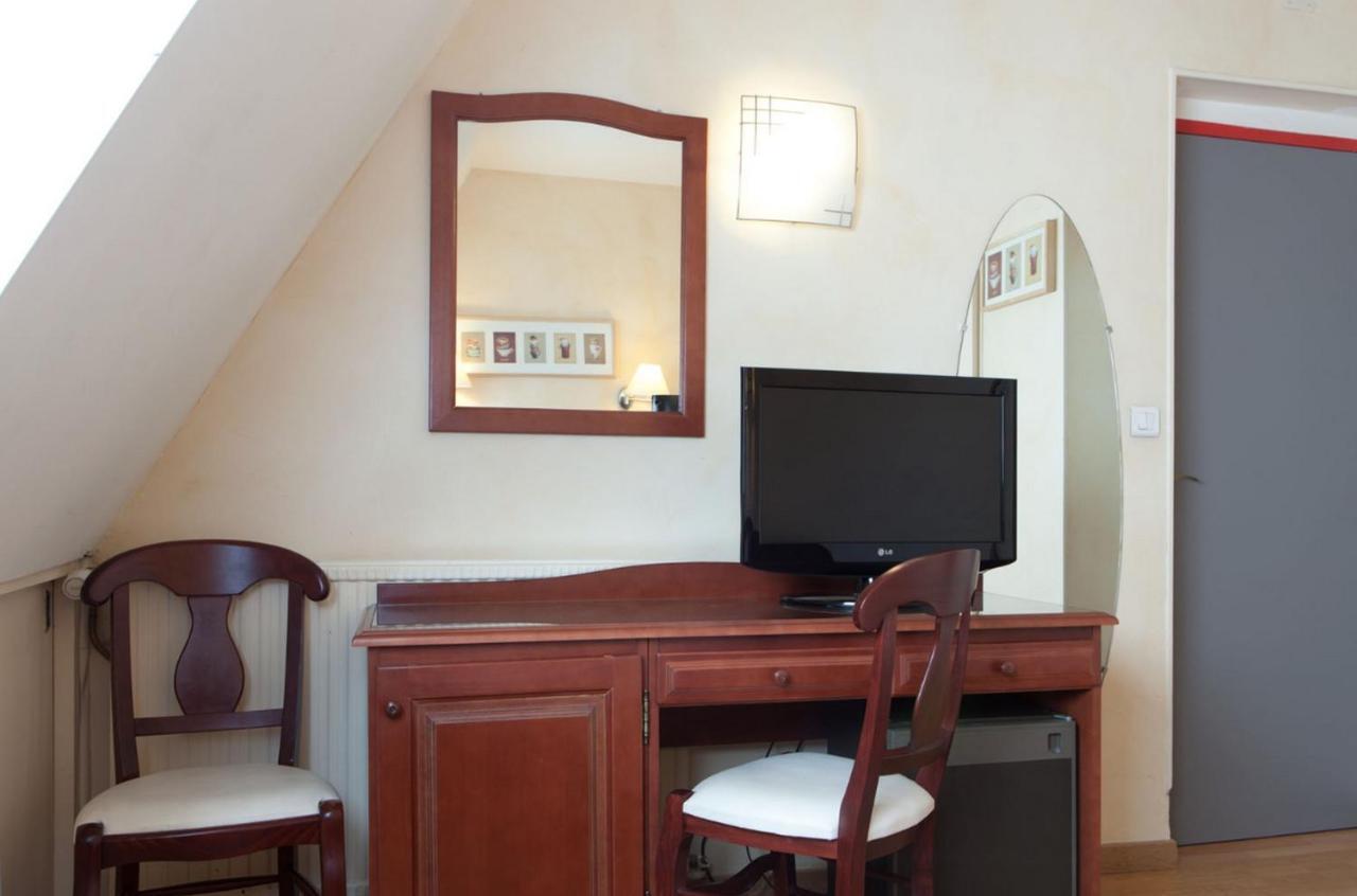 Cosmotel 3* Paris