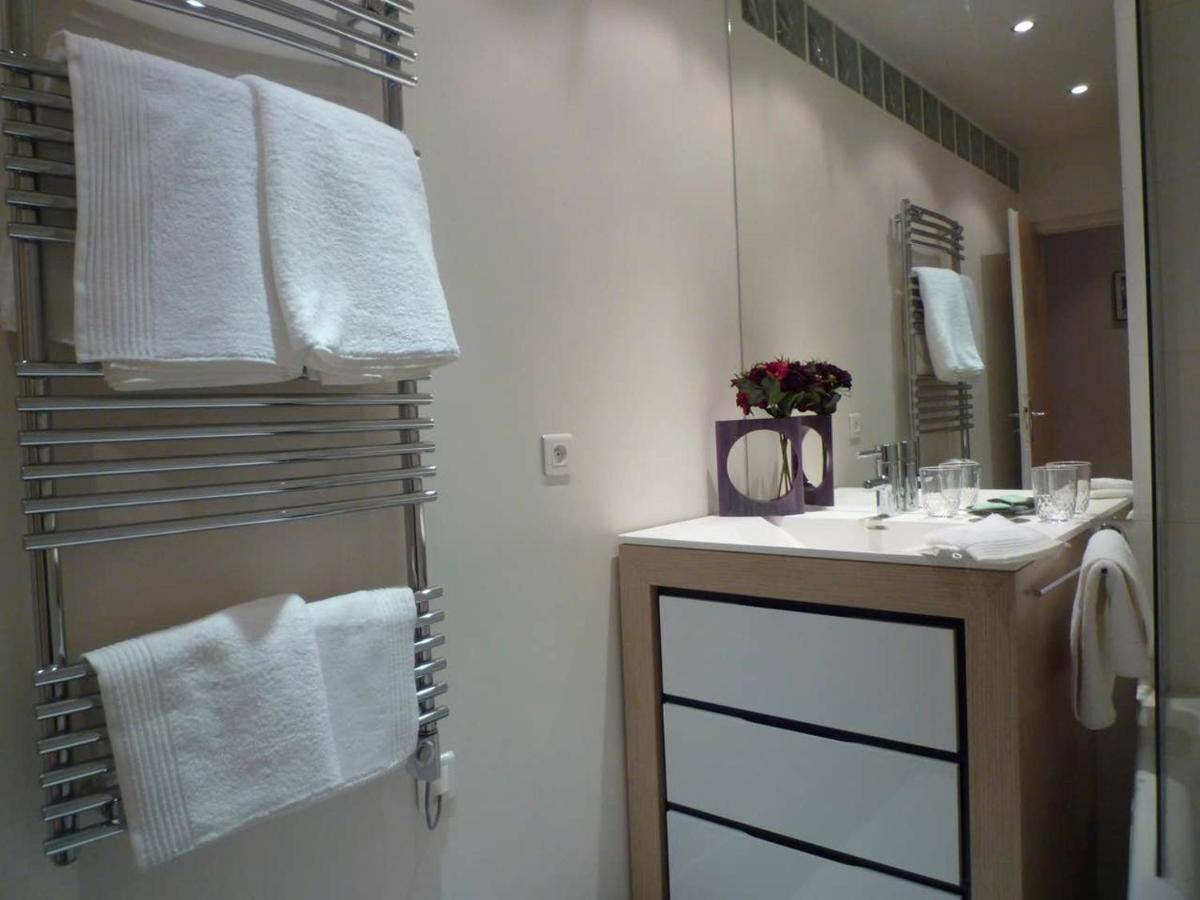Gorgeous St Germain Des Pres Apartment Paris