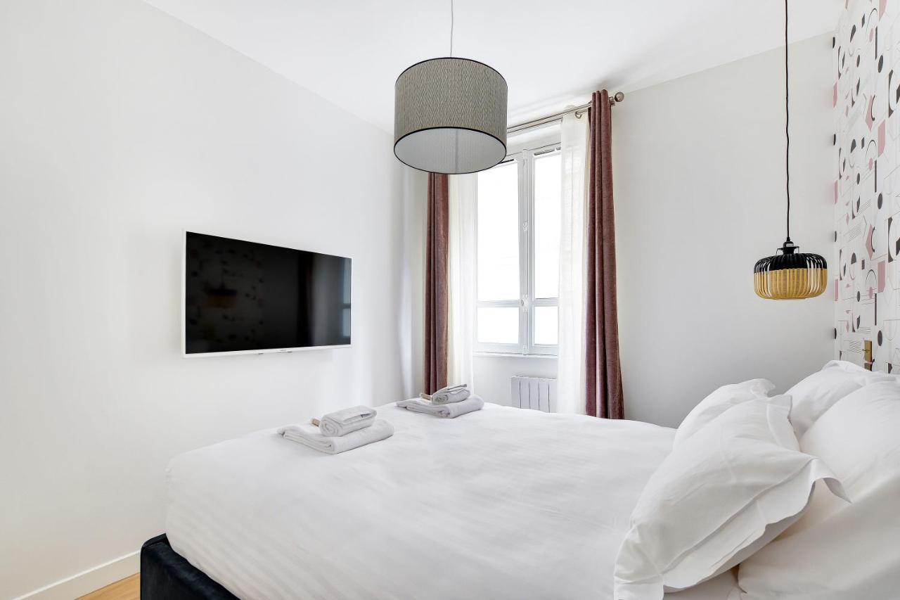 Pick A Flat's In Parc Monceau - Rue De Naples * Paris