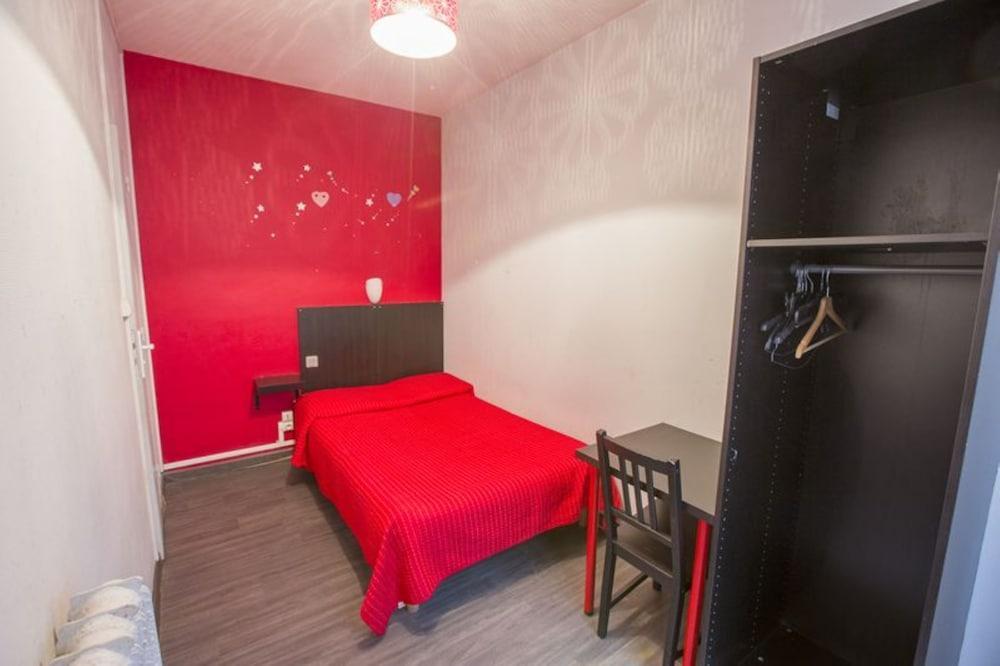 Hipotel Sacre Coeur Olympiades Hotel 2*